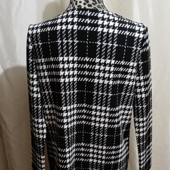 SHEIN Round neck coat size small - Picture 3 of 9